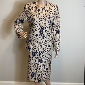 Baron Peters vintage 1960s silk skirt suit size 8